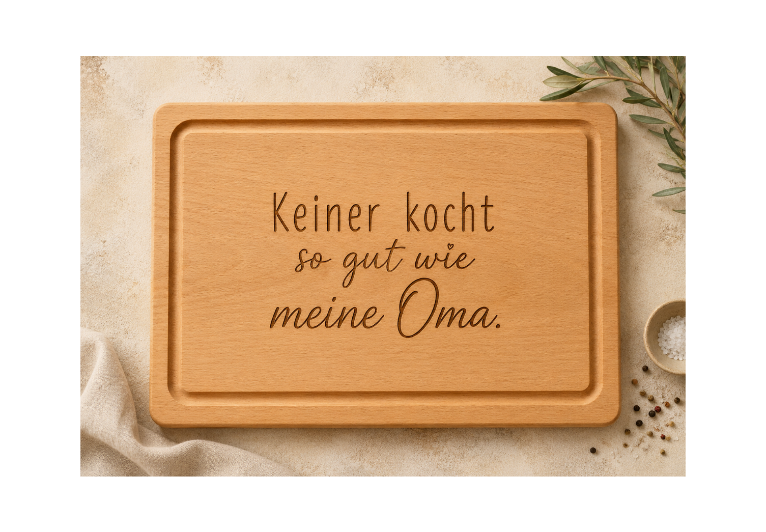 Keiner kocht so gut wie meine Oma | Lieblings-Schneidebrett aus Buche mit deiner Wunschgravur