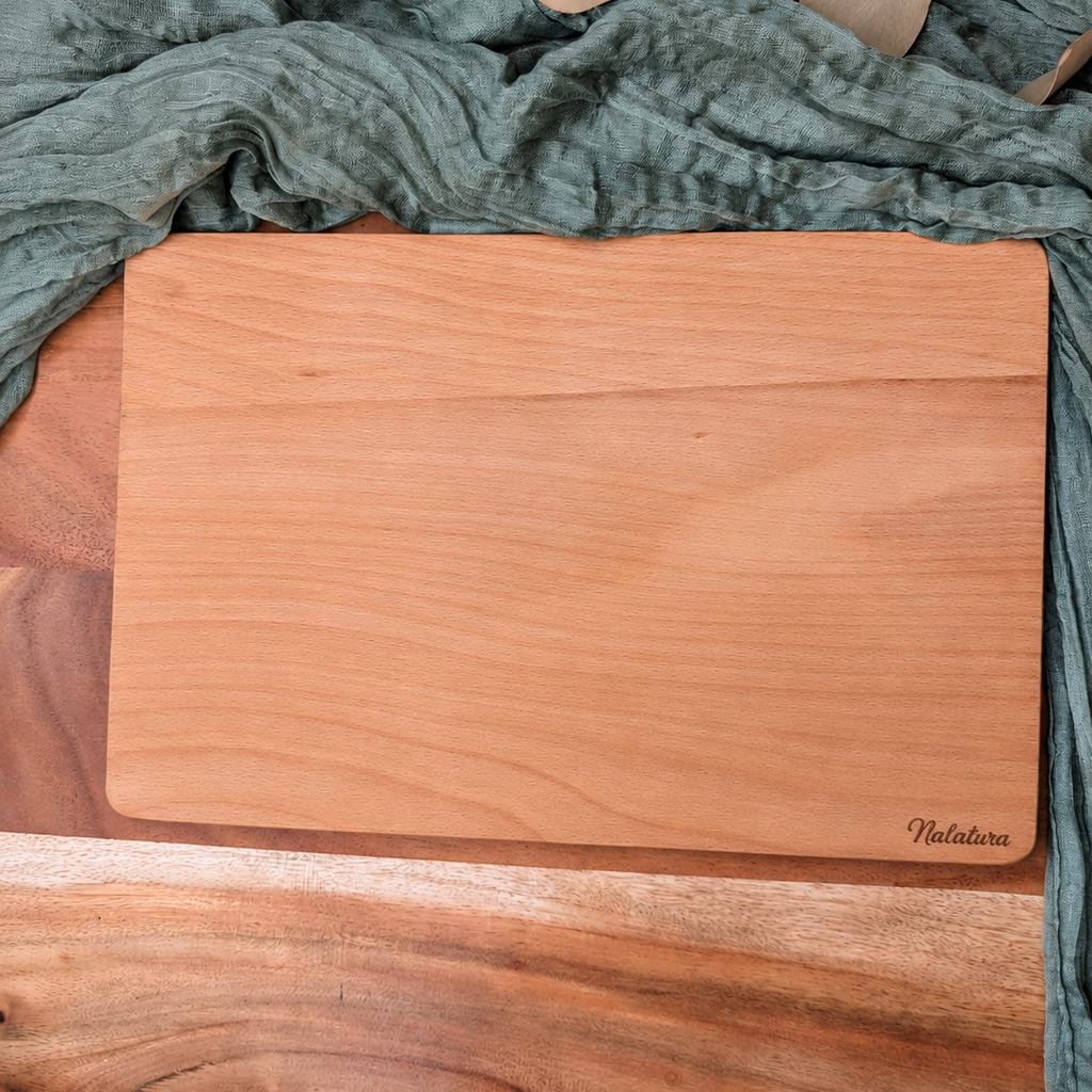 Happiness is Homemade | Einzigartiges Schneidebrett aus massiver Buche