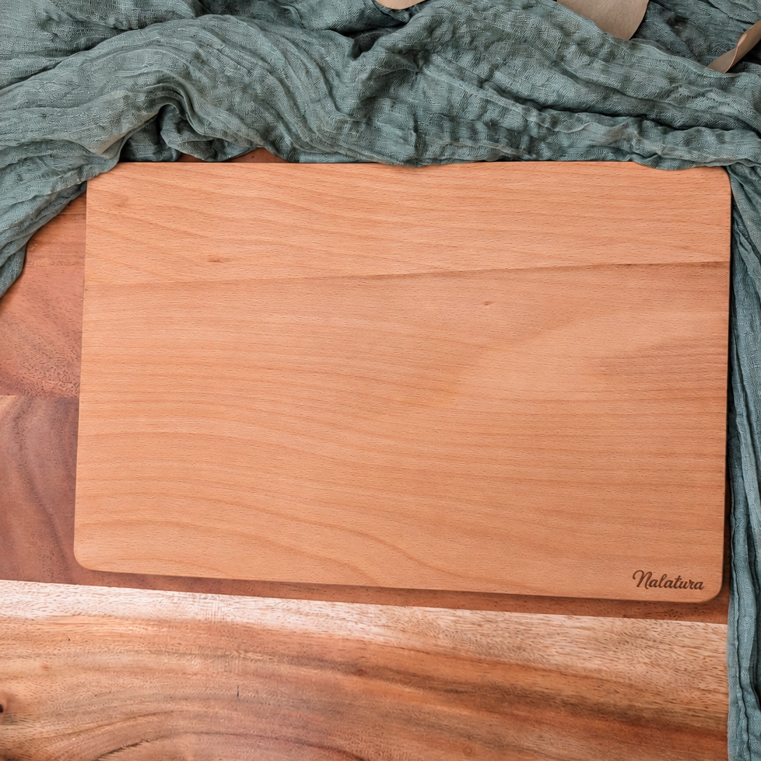 Happiness is Homemade | Einzigartiges Schneidebrett aus massiver Buche