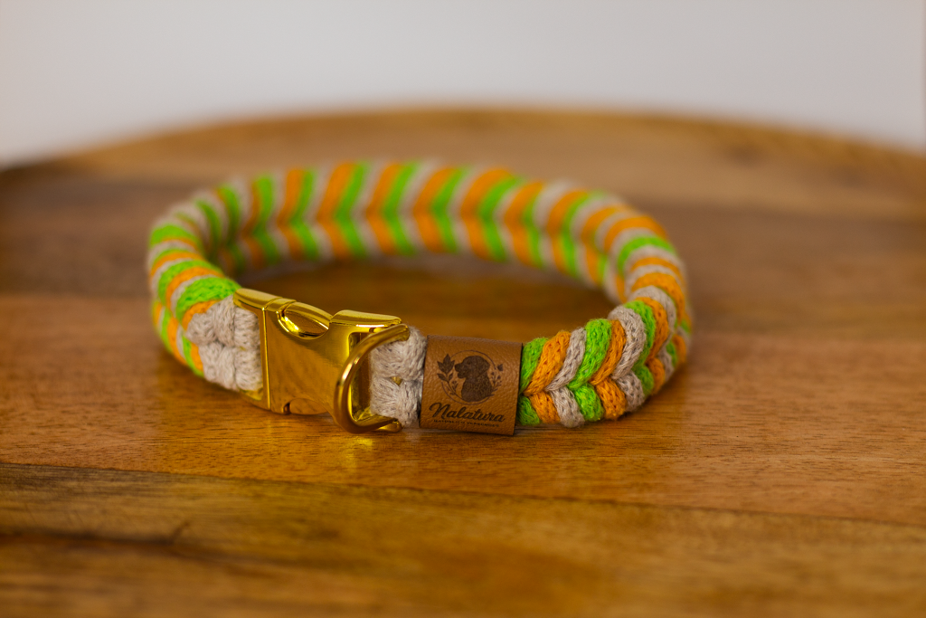 Halsband 'V-Sanddorn'